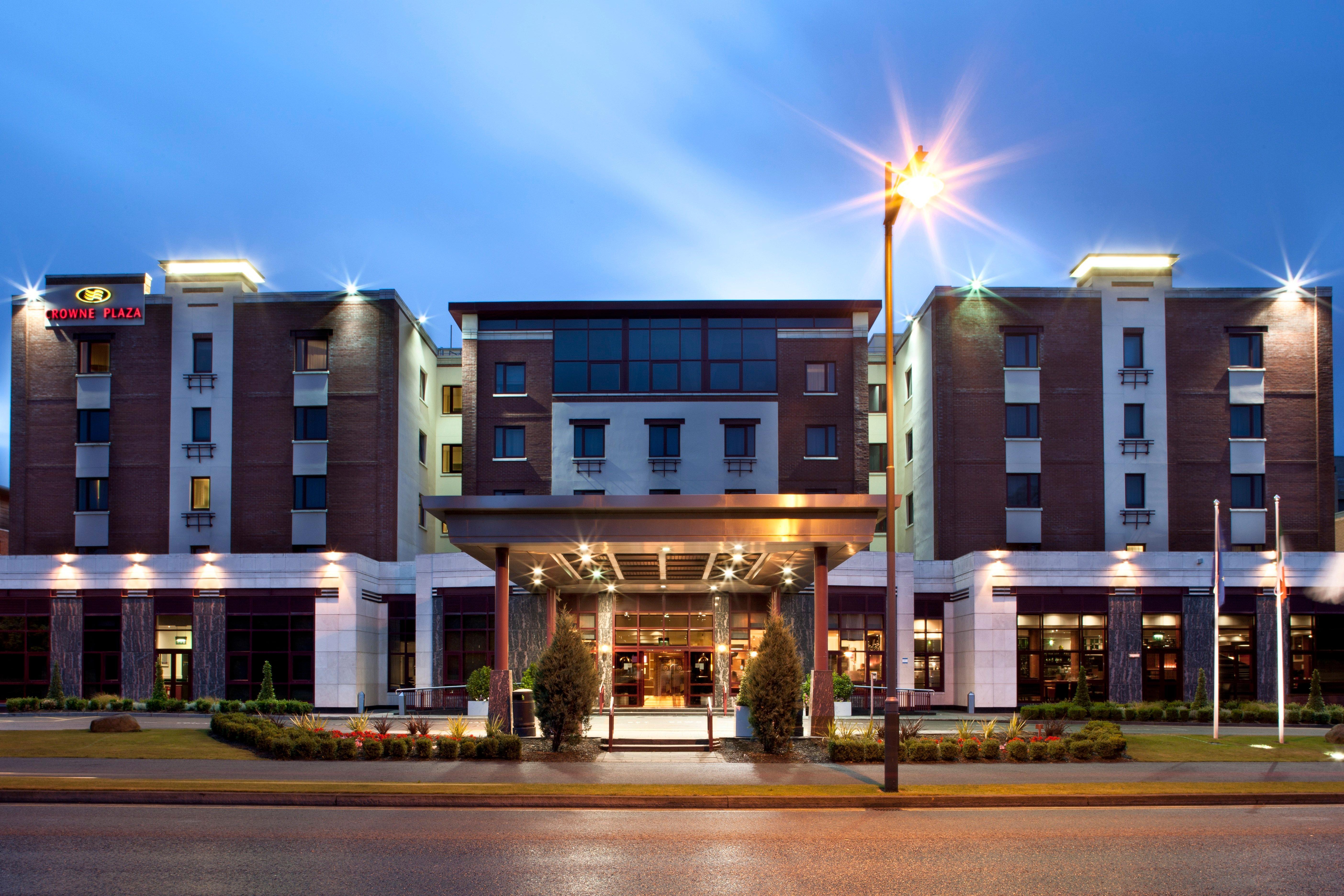 Crowne Plaza Dublin Airport, An Ihg Hotel Santry Exterior photo